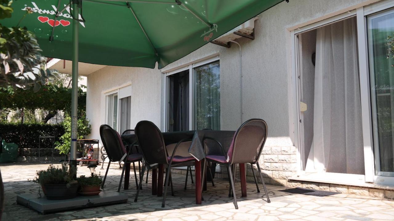 Apartman Ana Novi Vinodolski Buitenkant foto