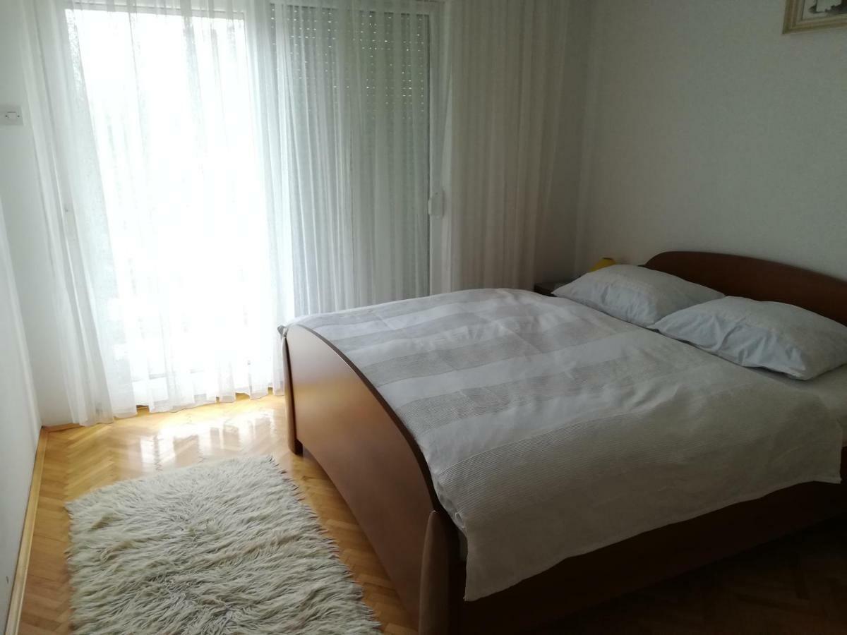Apartman Ana Novi Vinodolski Buitenkant foto